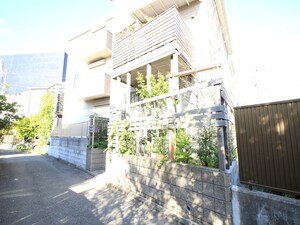 ラピス逗子
