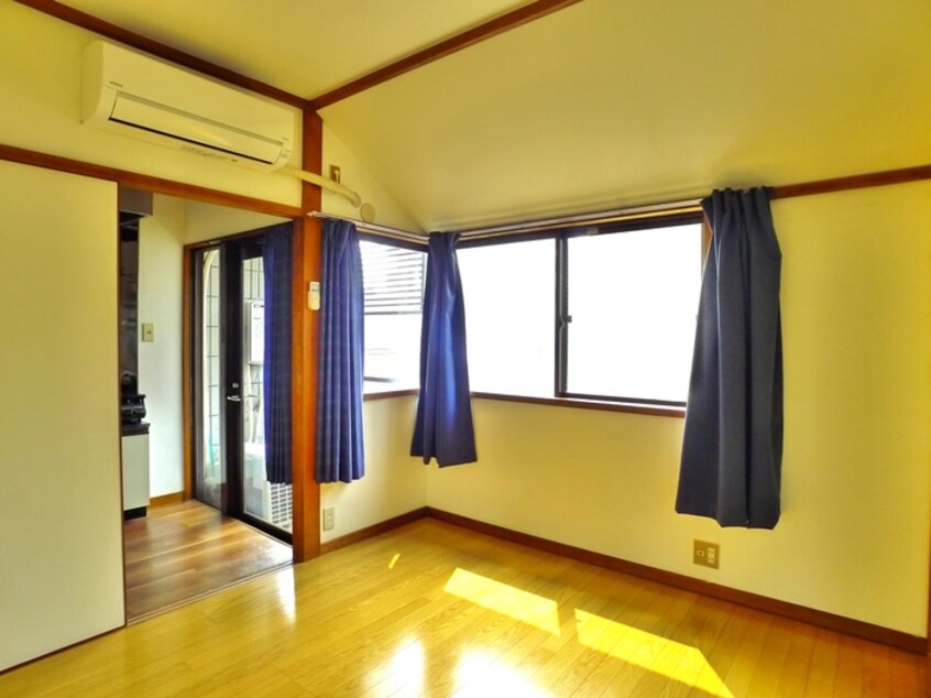 居室 三橋ビル