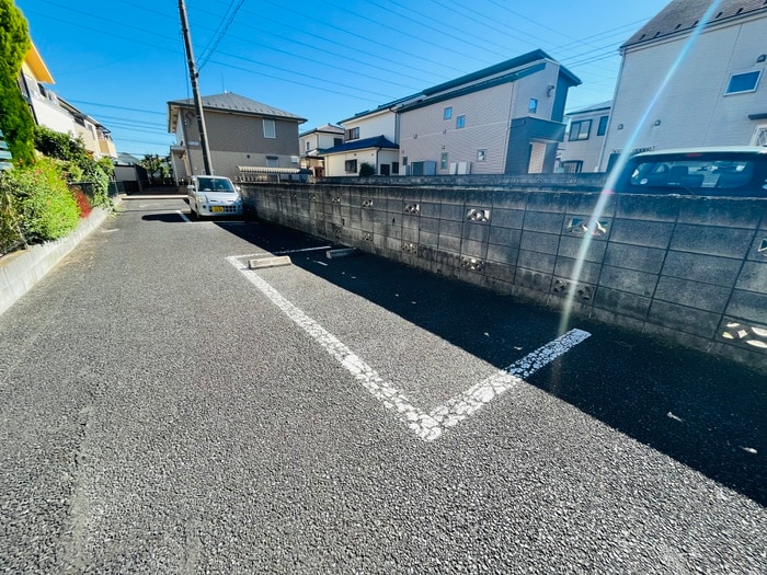 駐車場 ザ－パト・ポ－リェ