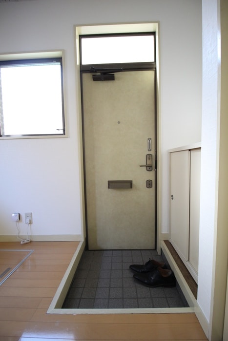 玄関 ハイツシナノ