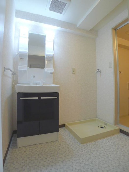 洗濯機置場 ロイヤルヒルズ池田