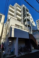 AS　ONE　SUGAMOの外観