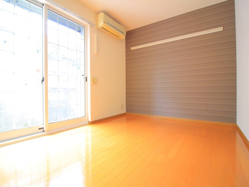 居室 コンフォ－ト・サイト