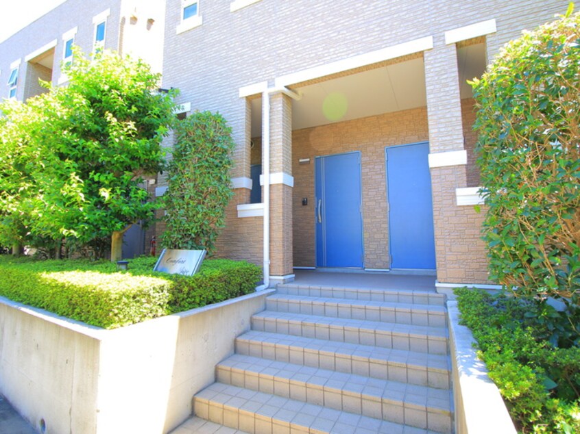 エントランス部分 コンフォ－ト・サイト