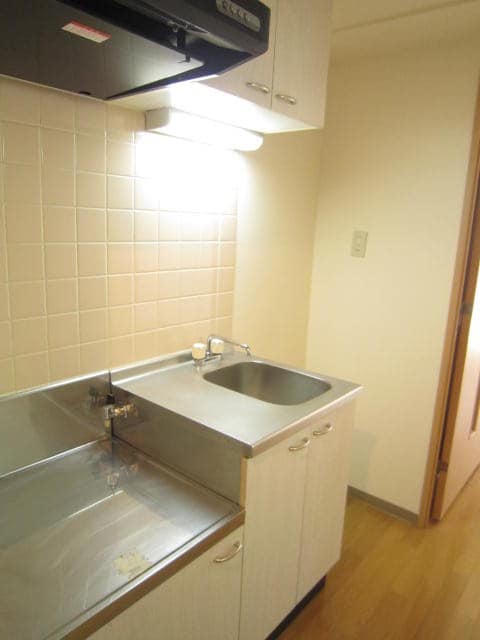 キッチン Ｓ－ＦＯＲＴ市川