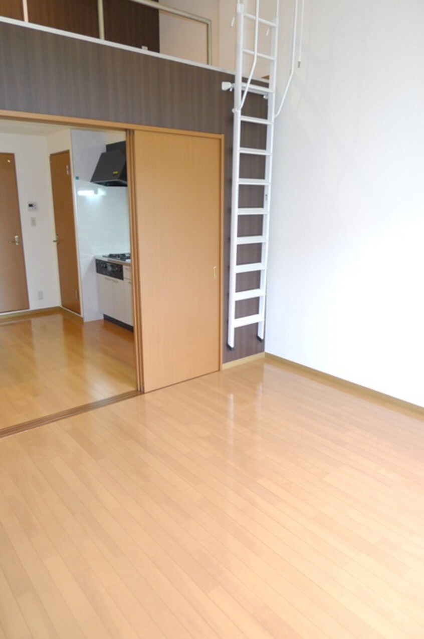居室 誉蔵参番館