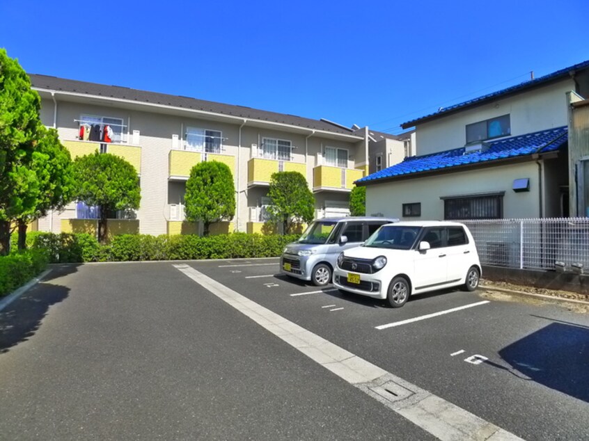 駐車場 誉蔵参番館