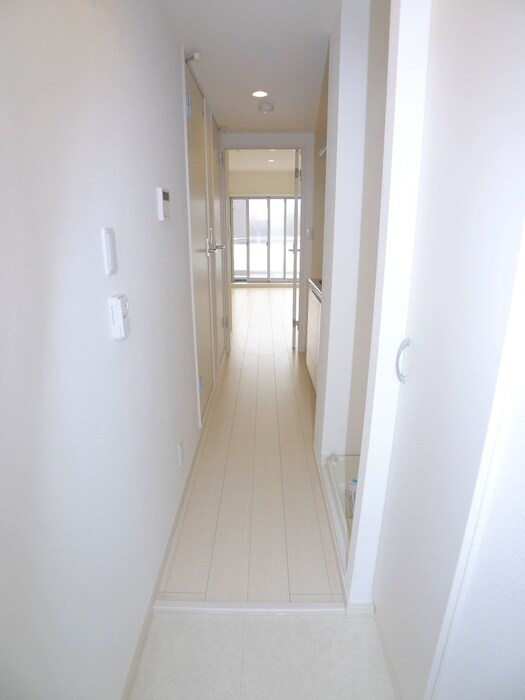 玄関 リブリ・ラシーナⅡ