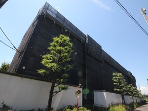 郊外マンションB(401)