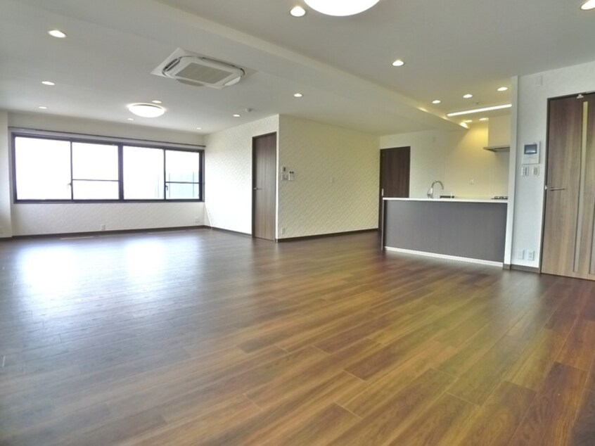 居室 アヴェニ－ル戸田