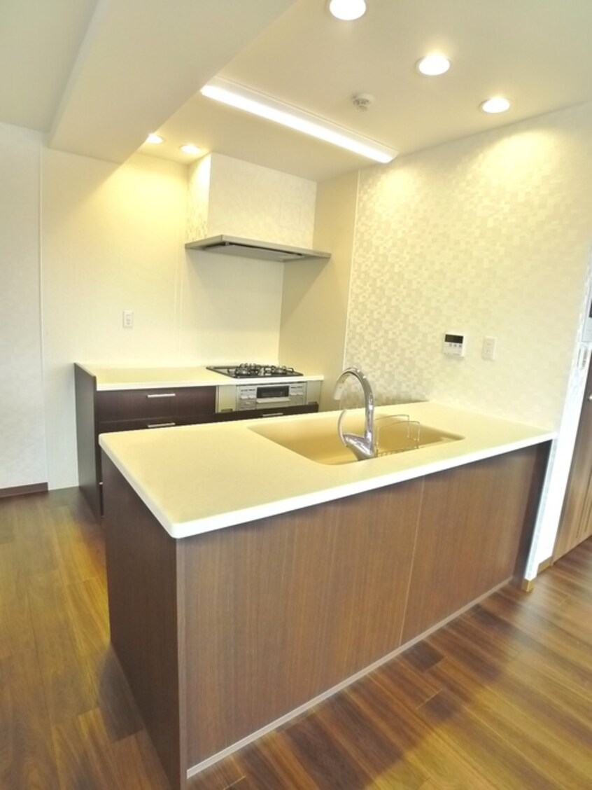 キッチン アヴェニ－ル戸田