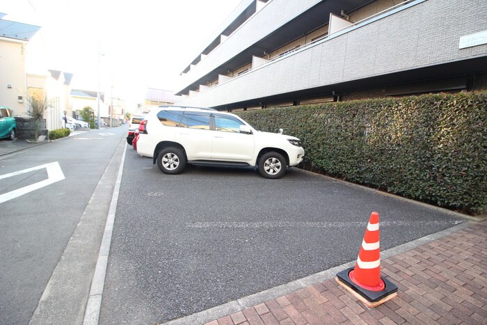 駐車場 コンフォール武蔵野