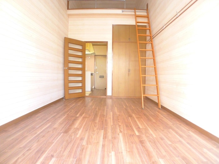 居室 ABフラット中山