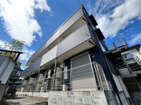 クレカ－サ板橋