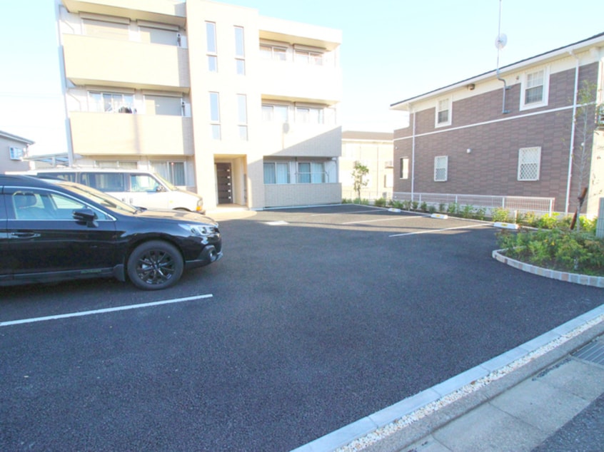 駐車場 ラシーネ大泉町