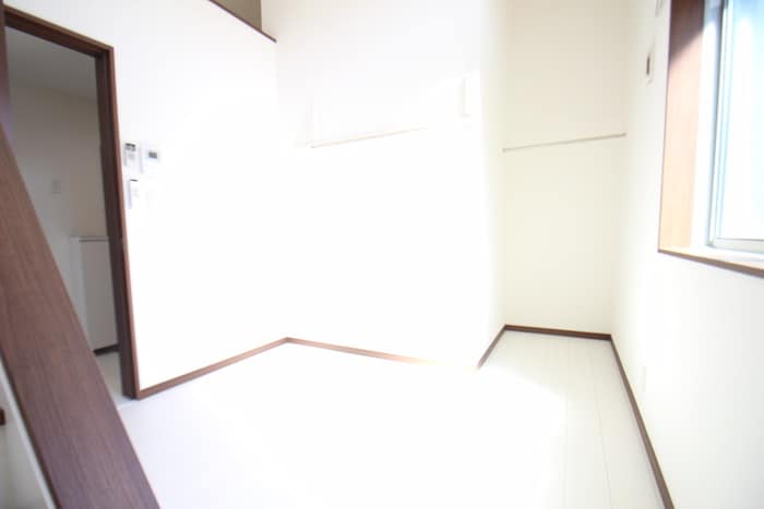 居室 ドミールワタナベ