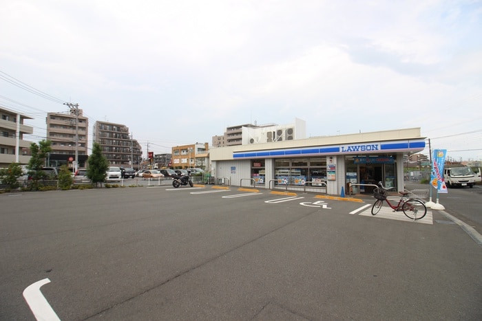 ローソン(コンビニ)まで347m ドミールワタナベ