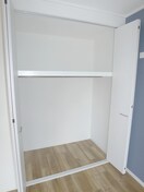 収納 ルミエ－ル西綾瀬