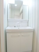 洗面 ルミエ－ル西綾瀬