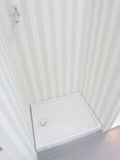 洗濯機置場 ルミエ－ル西綾瀬