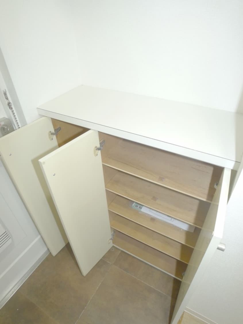 靴箱 ルミエ－ル西綾瀬