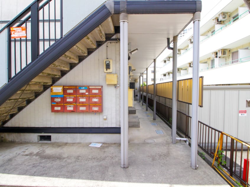 エントランス部分 メゾンときわ