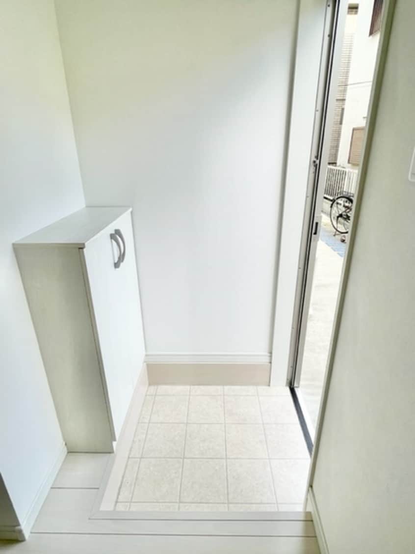 玄関 マ－ブルガ－デン駒込