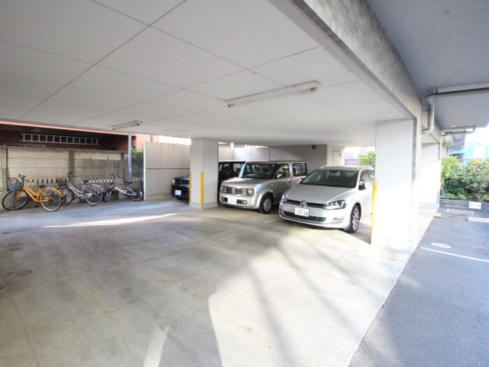 駐車場 マテリアル府中