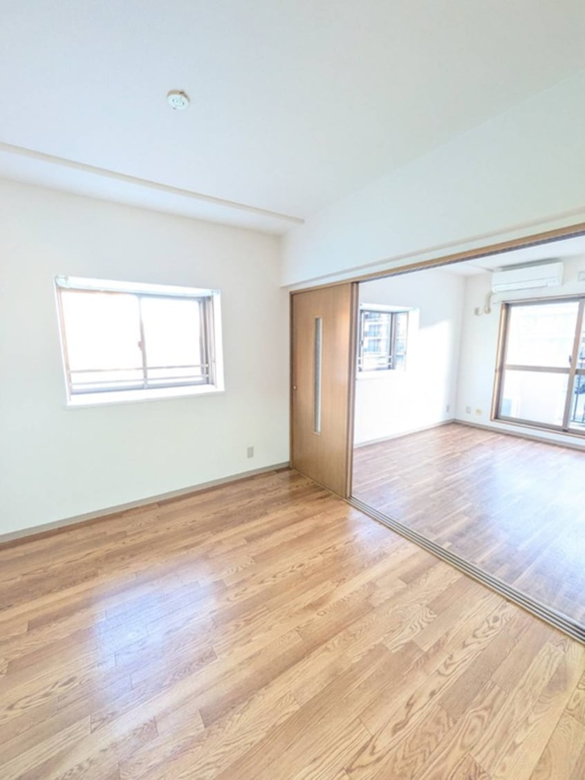 居室 ｸﾞﾗｽｨｱ新川崎