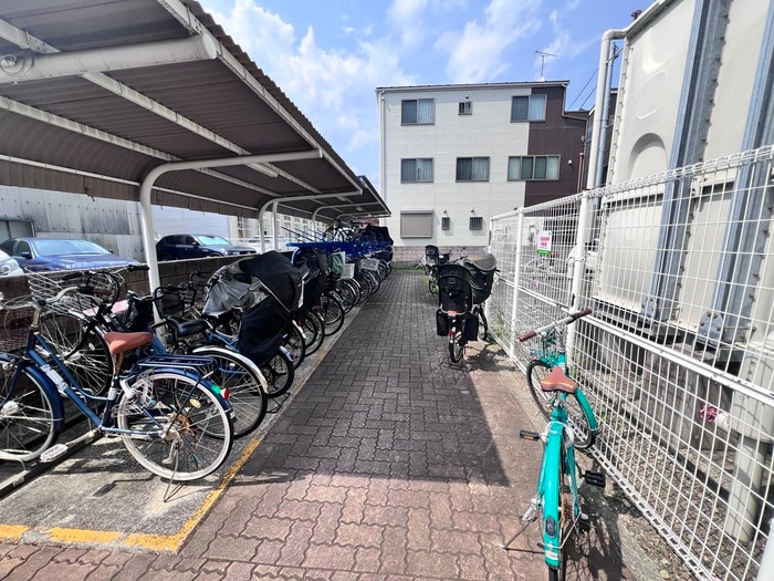 駐輪場 ｸﾞﾗｽｨｱ新川崎