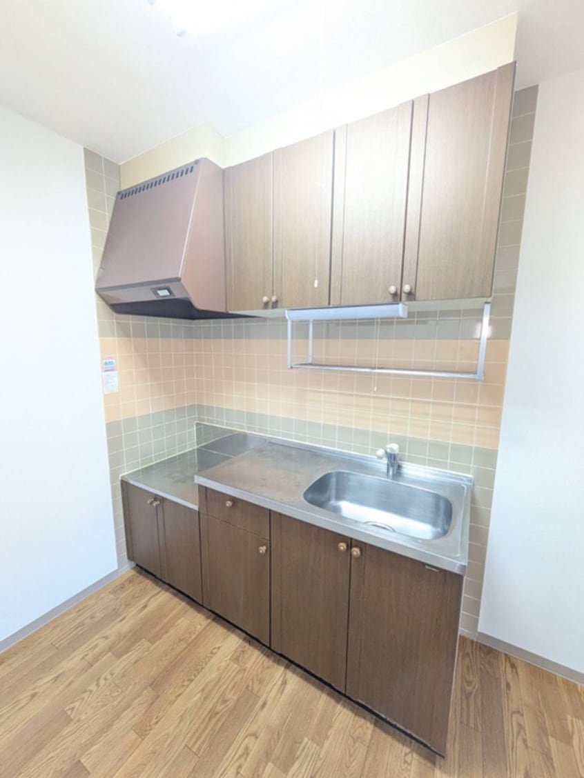 キッチン ｸﾞﾗｽｨｱ新川崎