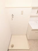 洗濯機置場 ｸﾞﾗｽｨｱ新川崎