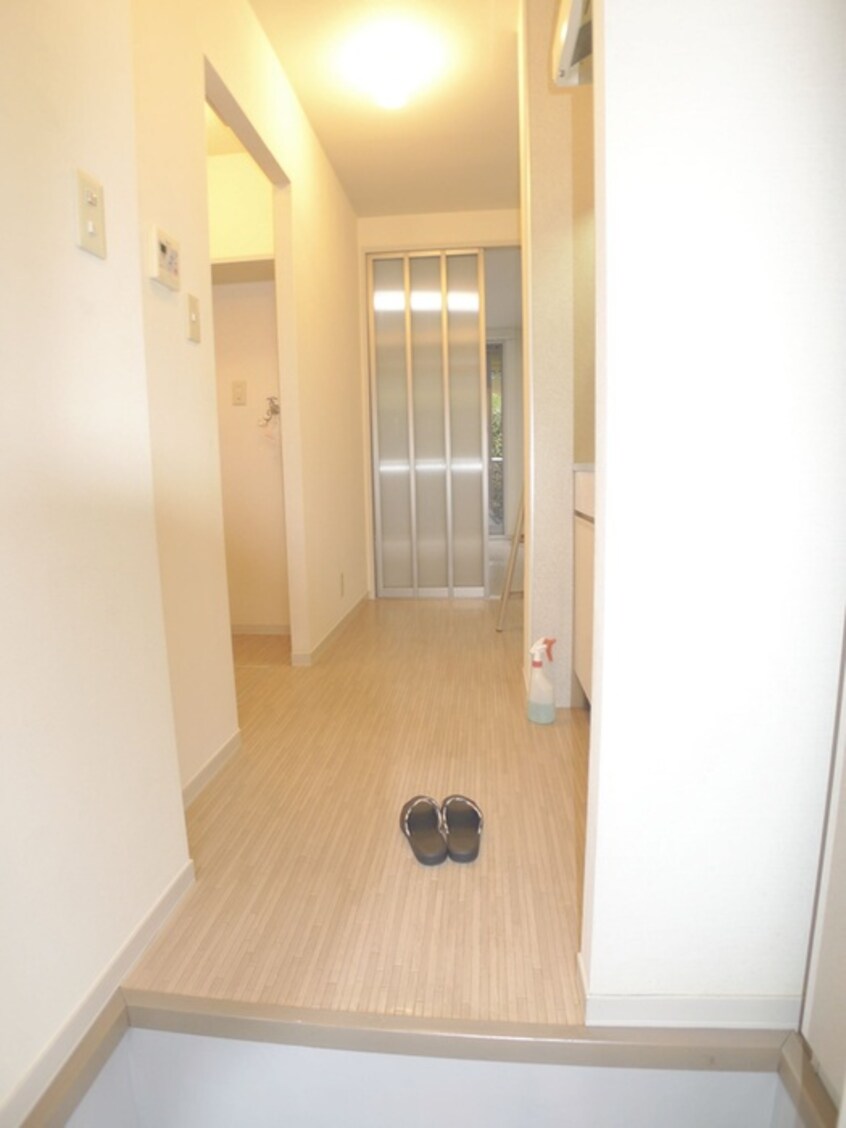 廊下 コ－ト芝Ｍｉｋｉ