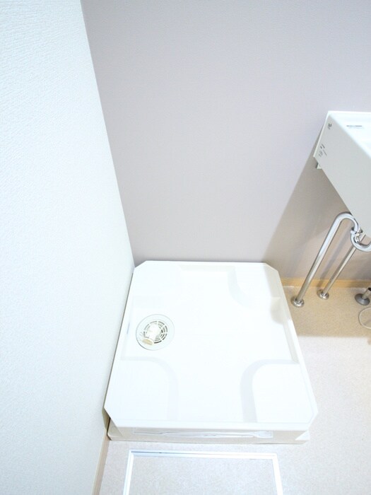 洗濯機置場 メゾンレ－ヴ鶴ヶ峰