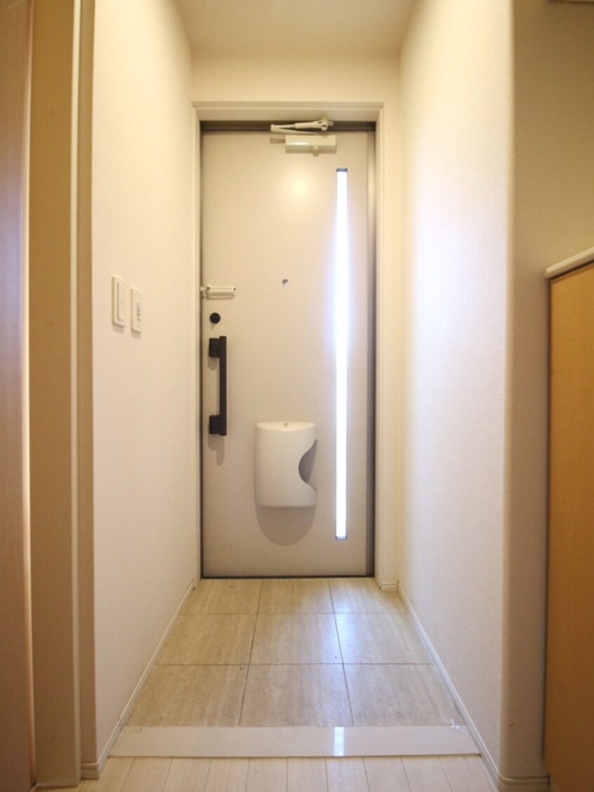 玄関 サン　メゾンA