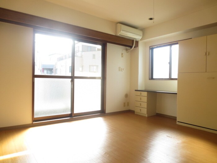 居室 ＯＫＯＳﾋﾞﾙ