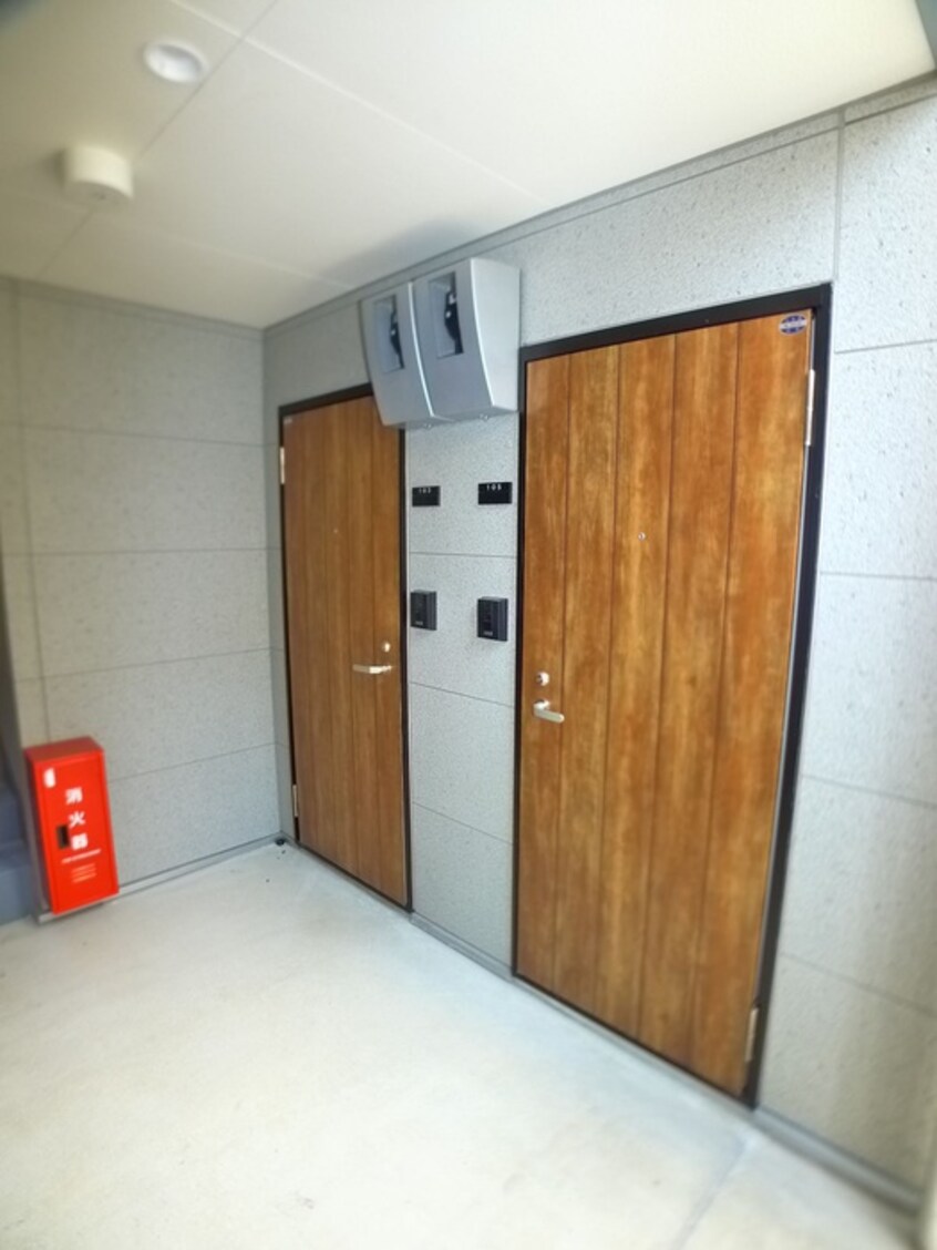 エントランス部分 エテルノヴァローレ柏