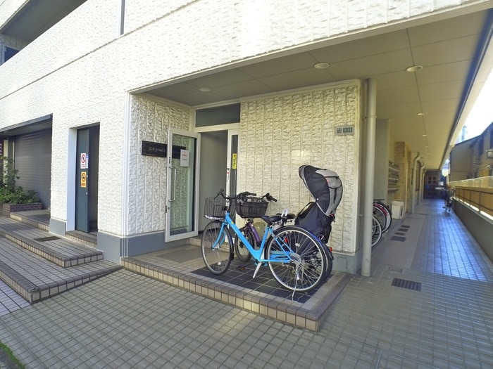 エントランス部分 ＪＬＢグランエクリュ五反野