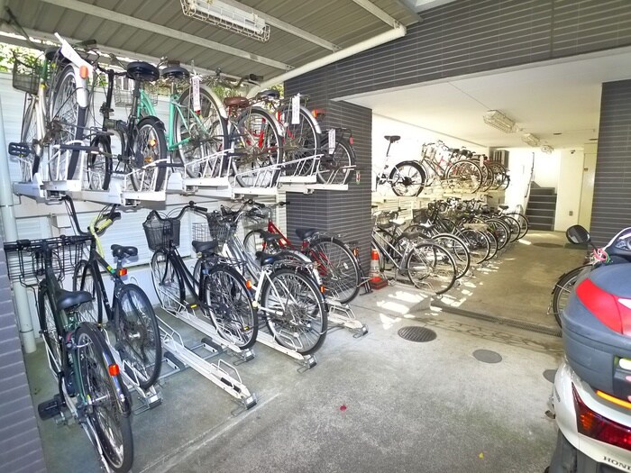 駐輪場 アーデン門前仲町