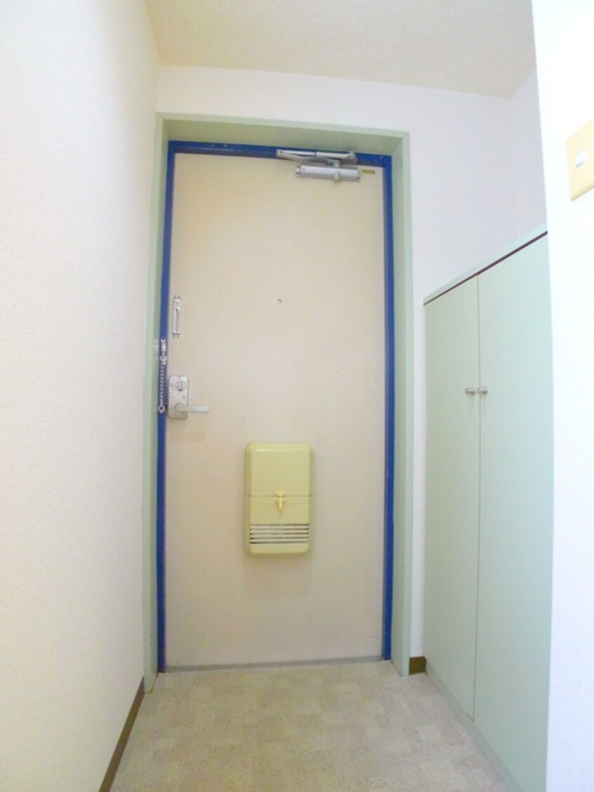 玄関 ﾍﾞﾙﾄﾋﾟｱ南浦和２