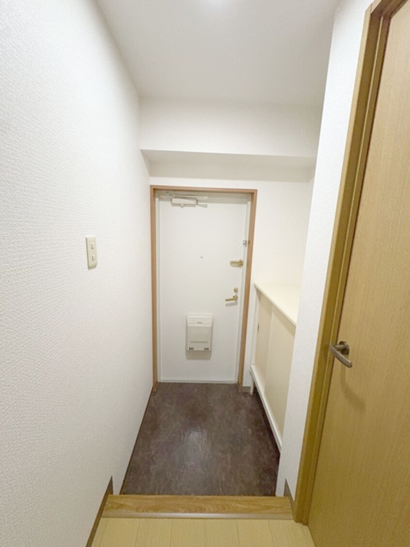 玄関 アン・リミエ－ル