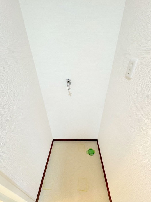 洗濯機置場 グリ－ンコ－ト石田Ｂ