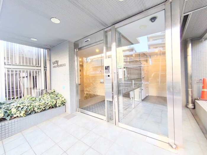 エントランス部分 アクティ上池袋