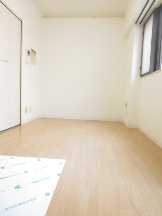 居室 カステイリア高津