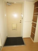 玄関 カステイリア高津