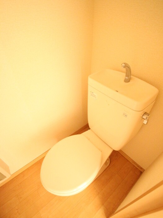 トイレ クレールＪｅ茅ヶ崎