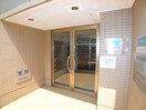 エントランス部分 コンフォール小泉