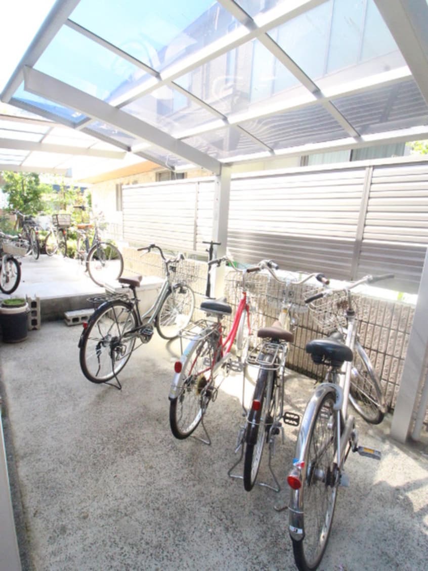 駐輪場 デュエルＳＡＬＡ