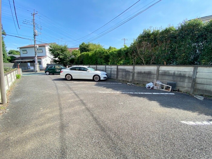 バイク置き場 ラ・アレグリ－ア