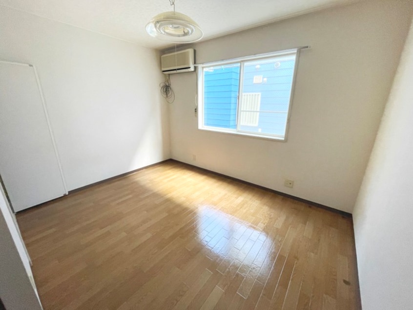 居室 ブル－ハウス